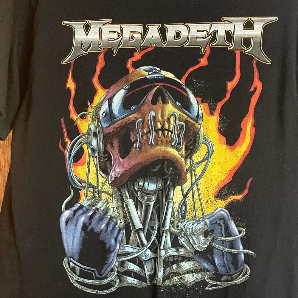 Black Megadeth Graphic Tee - Picture 3 of 3